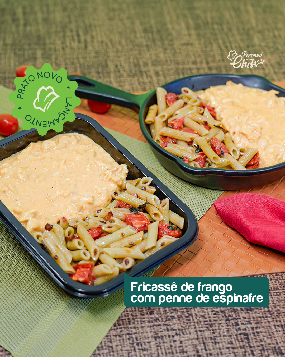 Fricassé de frango com penne ao alho e tomate seco